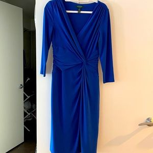 Gorgeous blue Lauren Ralph Lauren v-neck dress. Size 6, 3/4 sleeve